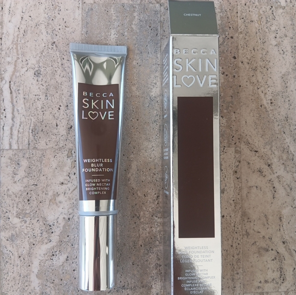 BECCA Skin Love Weightless Blur Foundation-CHESTNUT - Picture 1 of 4